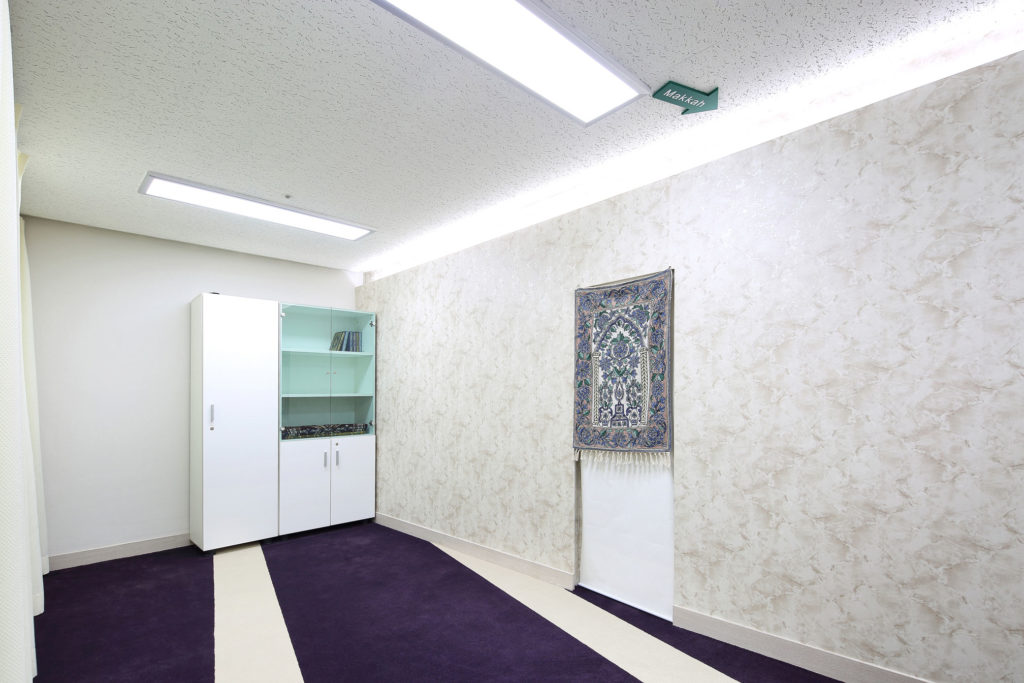 Coex Opens Muslim  Prayer  Room  for Muslim  Guests Coex